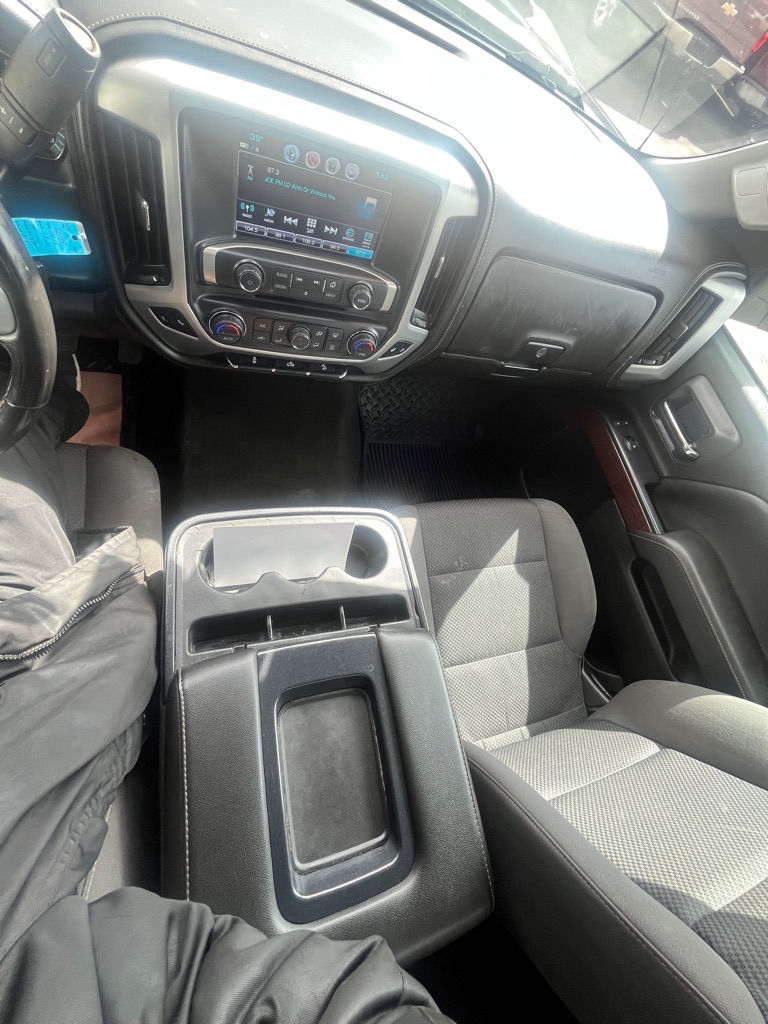 Photo 22 of this GMC SIERRA