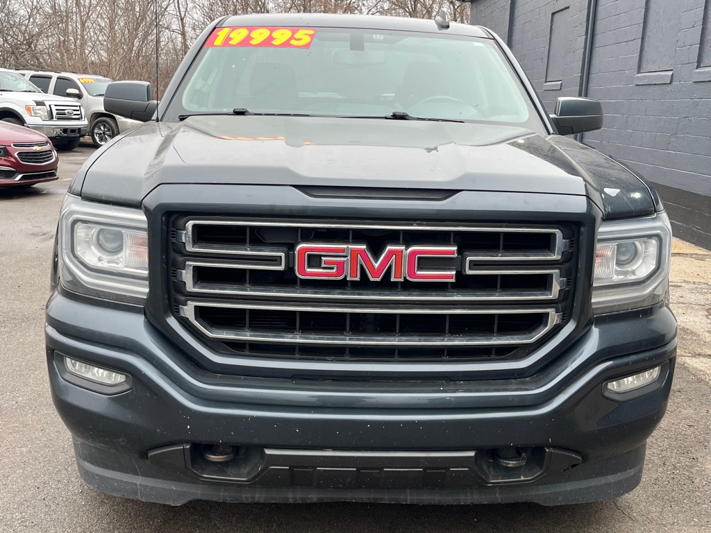 Photo 8 of this GMC SIERRA