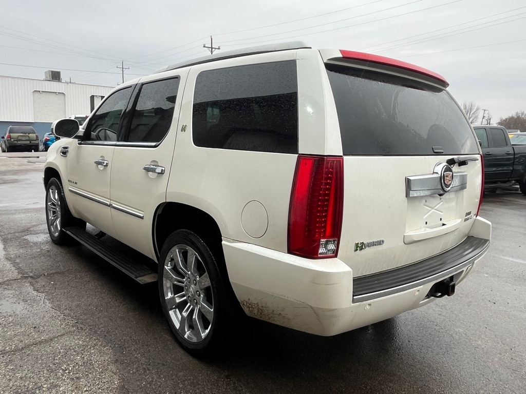Photo 4 of this CADILLAC ESCALADE