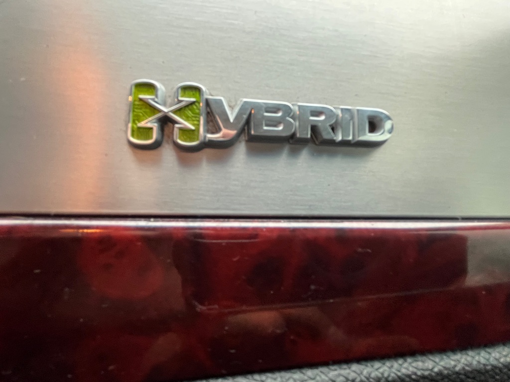 Photo 20 of this CADILLAC ESCALADE