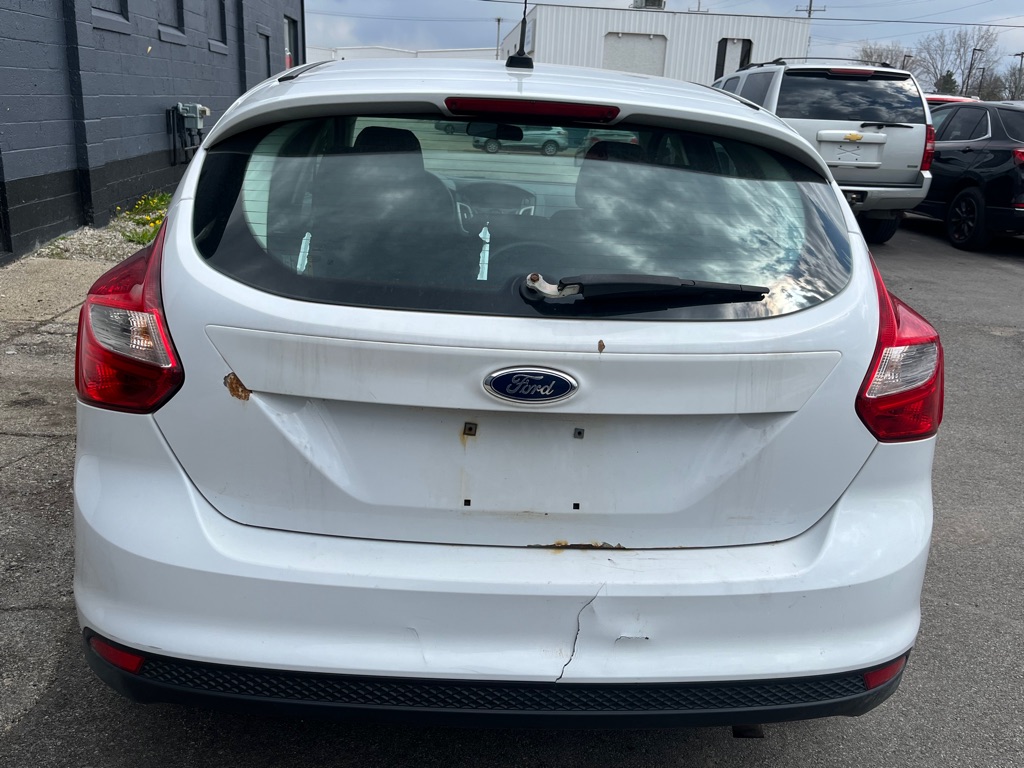 Photo 4 of this FORD FOCUS