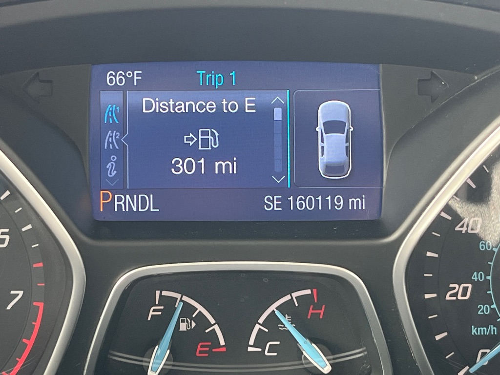Photo 15 of this FORD FOCUS
