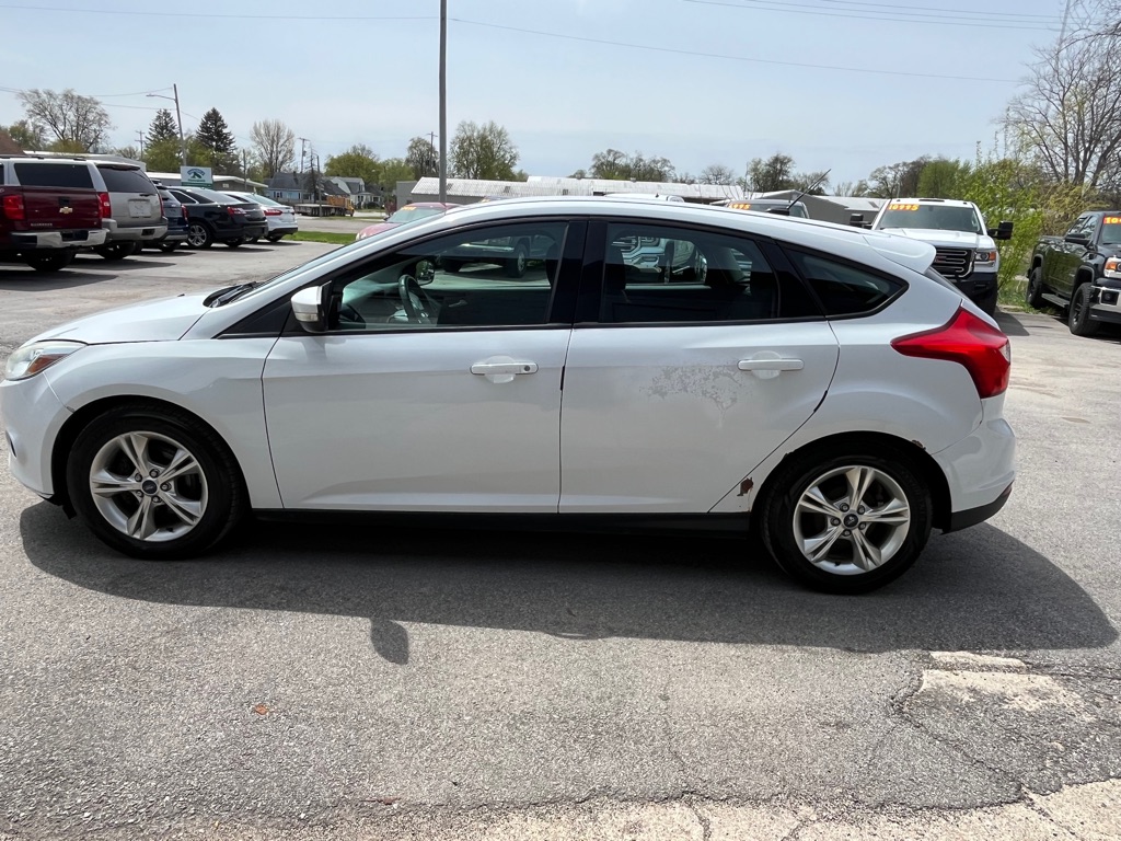 Photo 16 of this FORD FOCUS