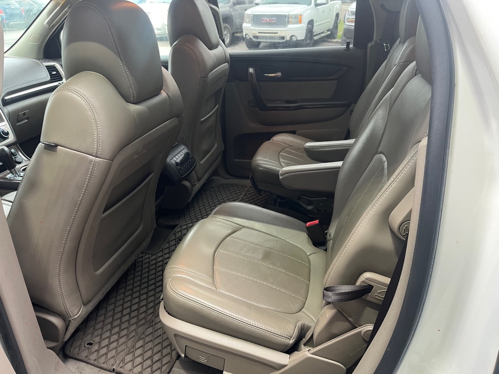 Photo 13 of this GMC ACADIA