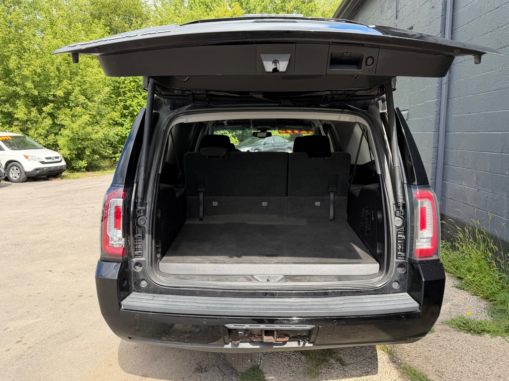 Photo 7 of this GMC YUKON XL