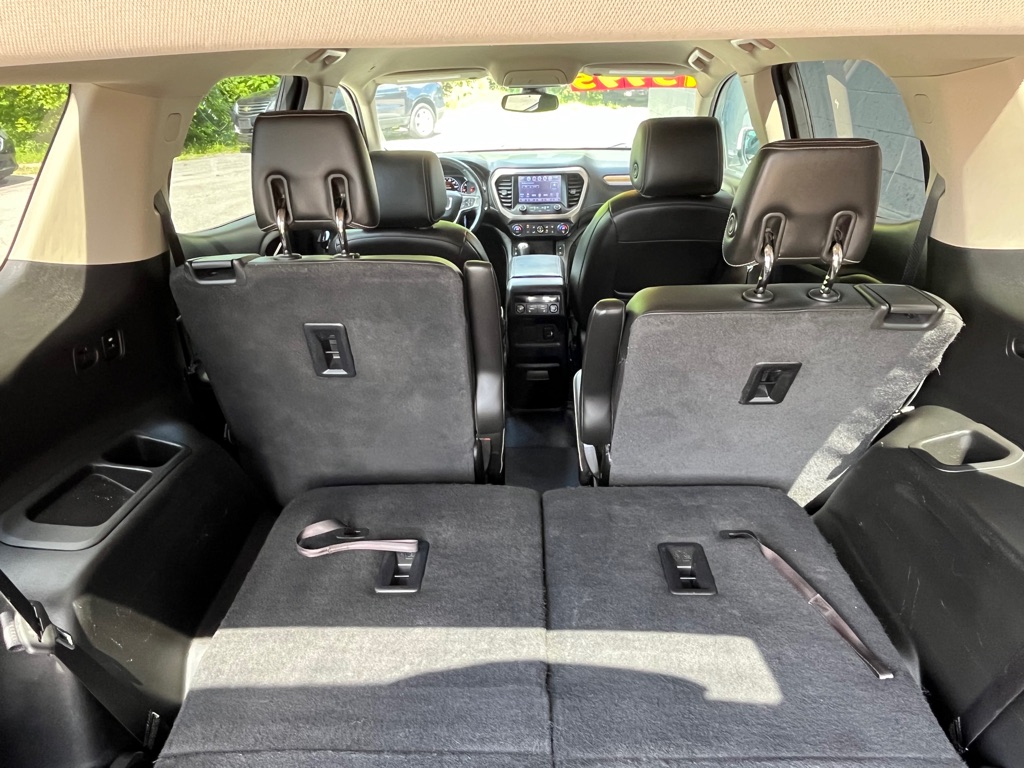 Photo 17 of this GMC ACADIA