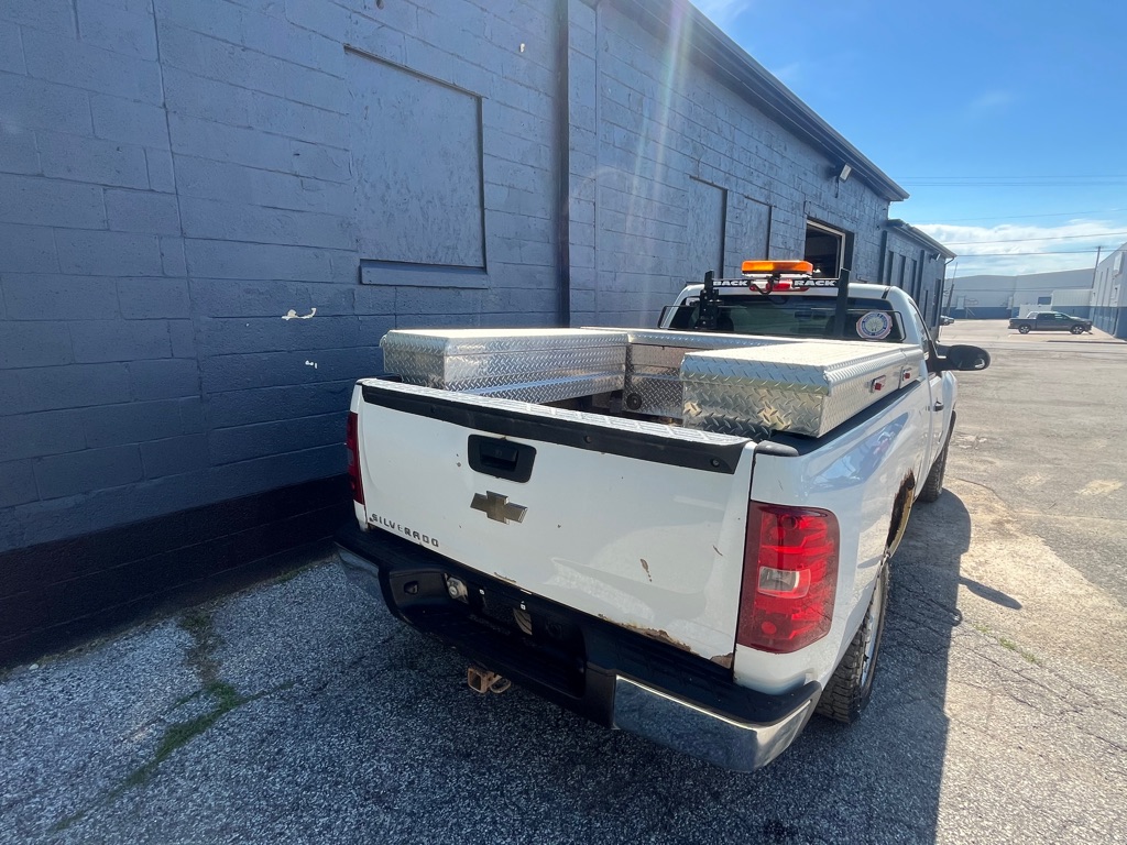 Photo 8 of this CHEVROLET SILVERADO 1500
