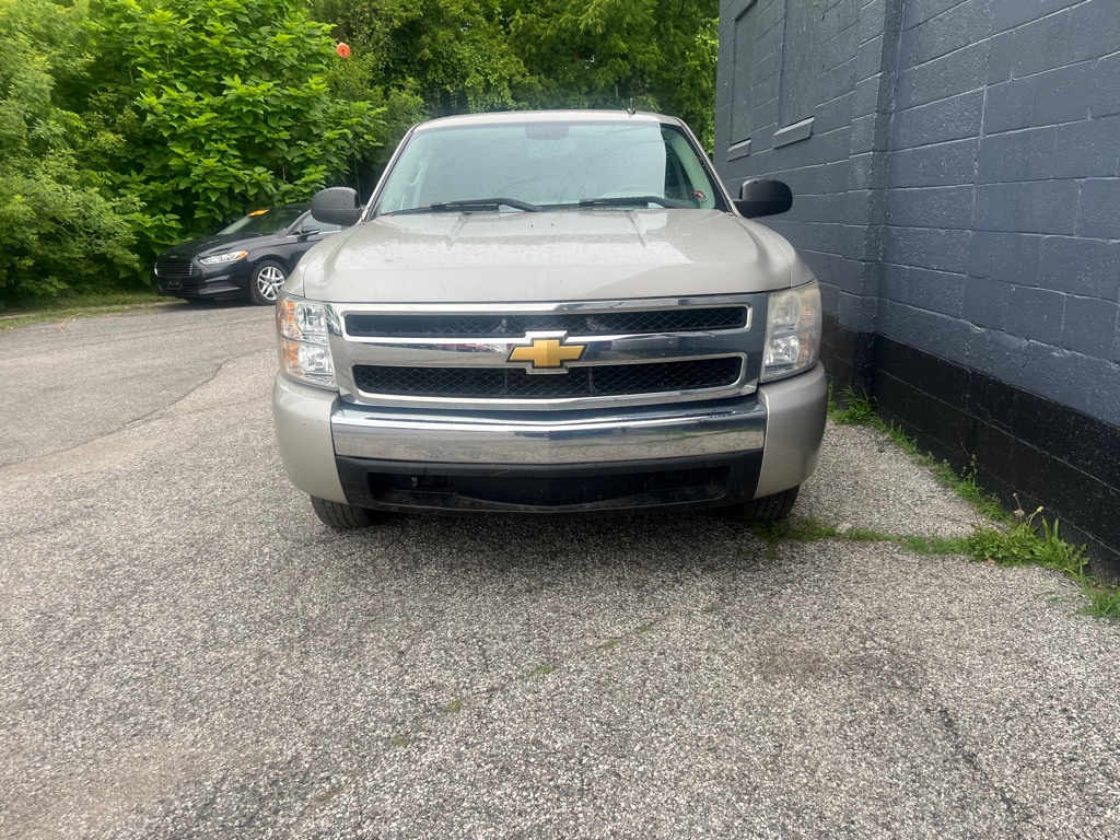 Photo 2 of this CHEVROLET SILVERADO 1500