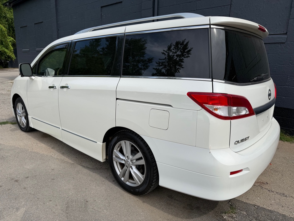 Photo 5 of this NISSAN QUEST