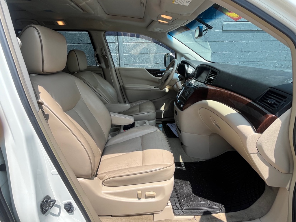 Photo 15 of this NISSAN QUEST
