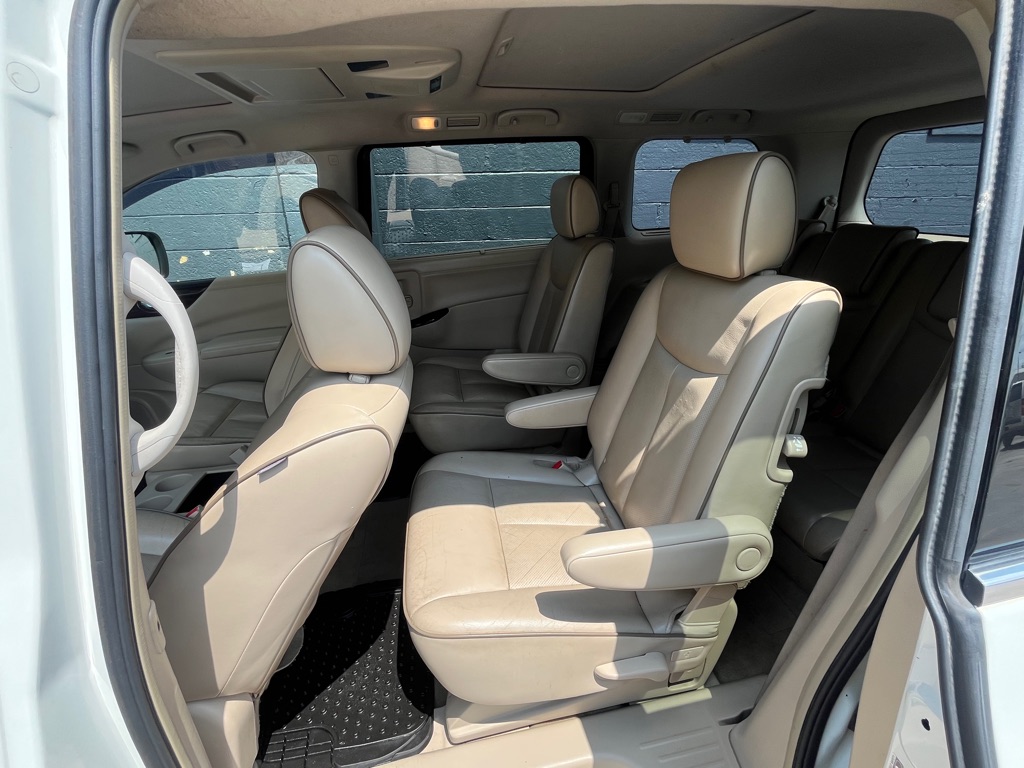 Photo 14 of this NISSAN QUEST