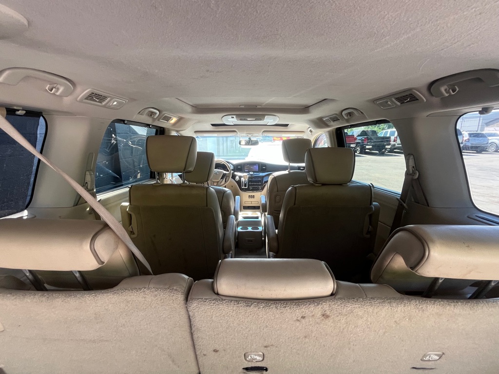 Photo 18 of this NISSAN QUEST