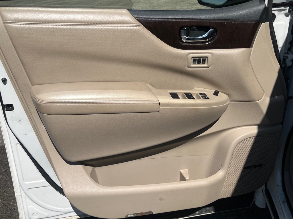 Photo 20 of this NISSAN QUEST