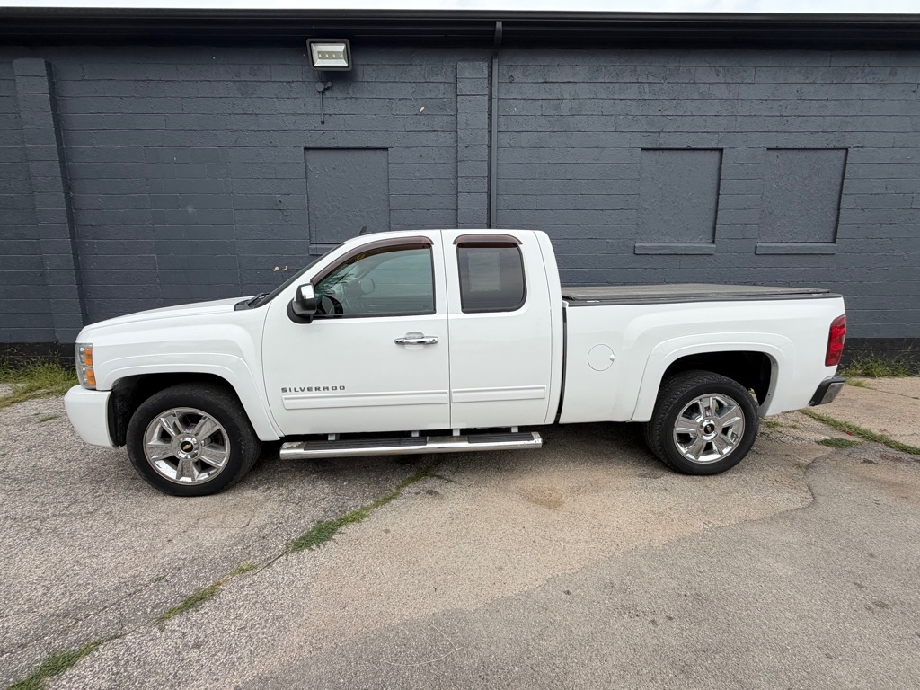 Photo 5 of this CHEVROLET SILVERADO 1500