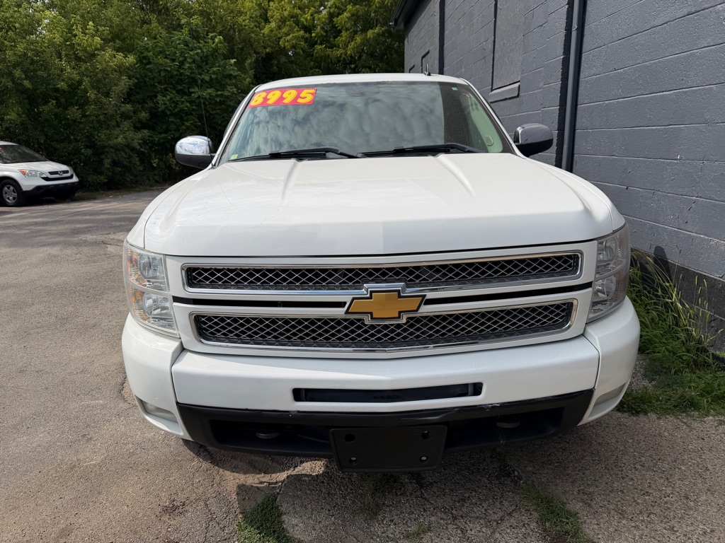 Photo 3 of this CHEVROLET SILVERADO 1500