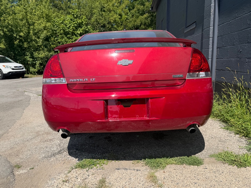 Photo 5 of this CHEVROLET IMPALA