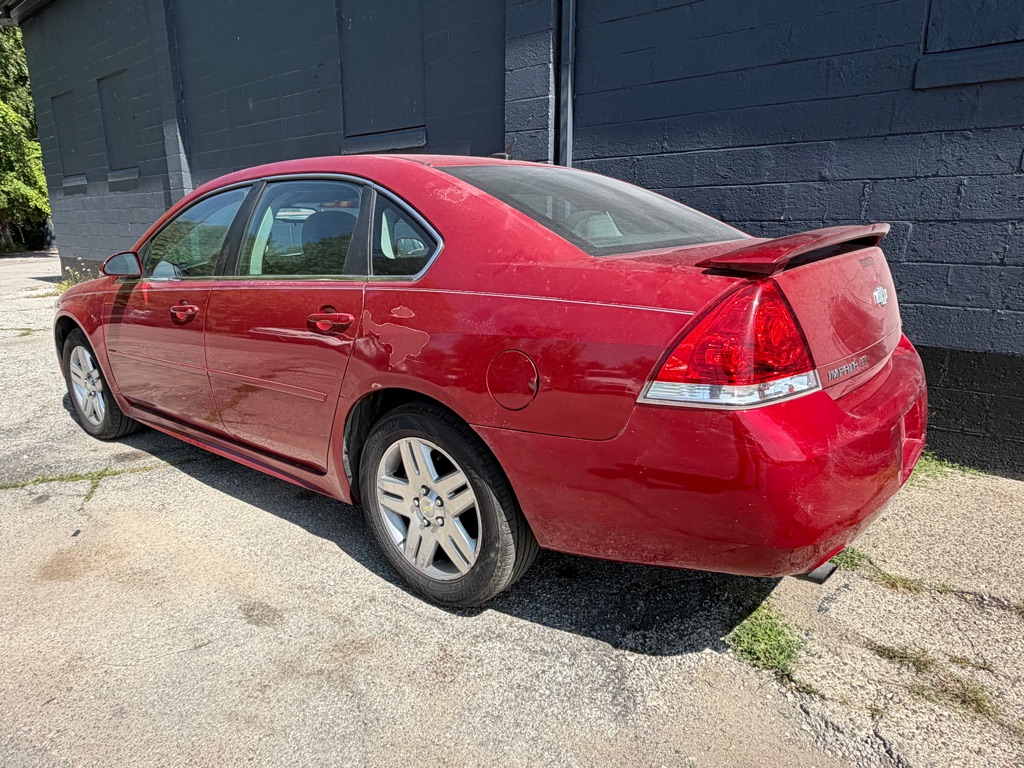 Photo 3 of this CHEVROLET IMPALA