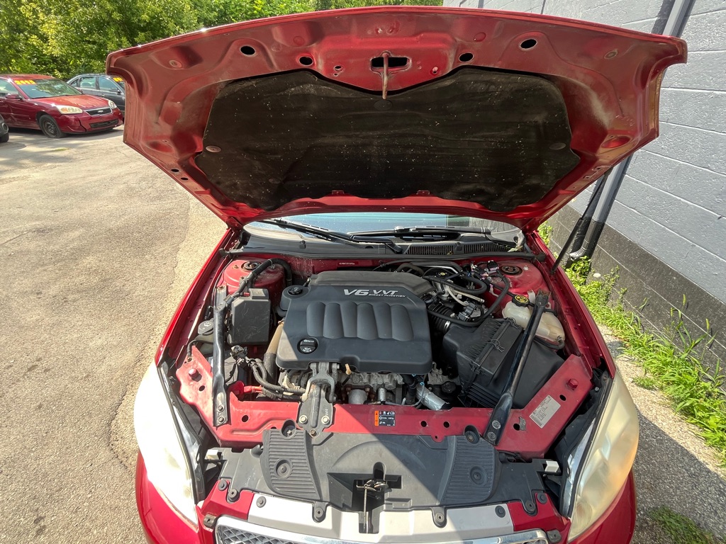 Photo 11 of this CHEVROLET IMPALA