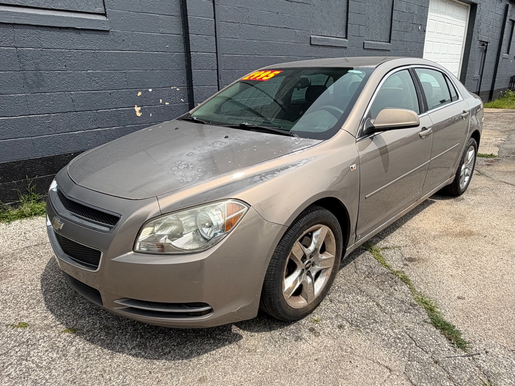 Photo 2 of this CHEVROLET MALIBU