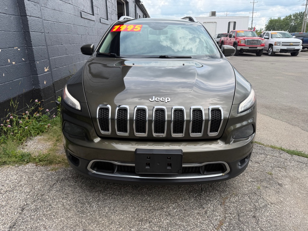 Photo 5 of this JEEP CHEROKEE