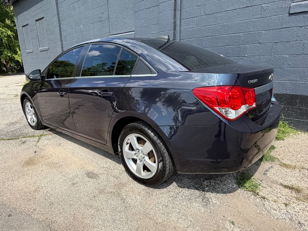Photo 7 of this CHEVROLET CRUZE LIMITED