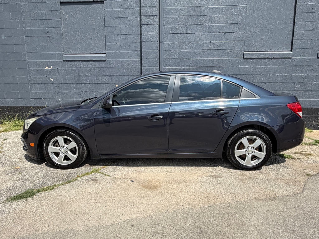 Photo 3 of this CHEVROLET CRUZE LIMITED