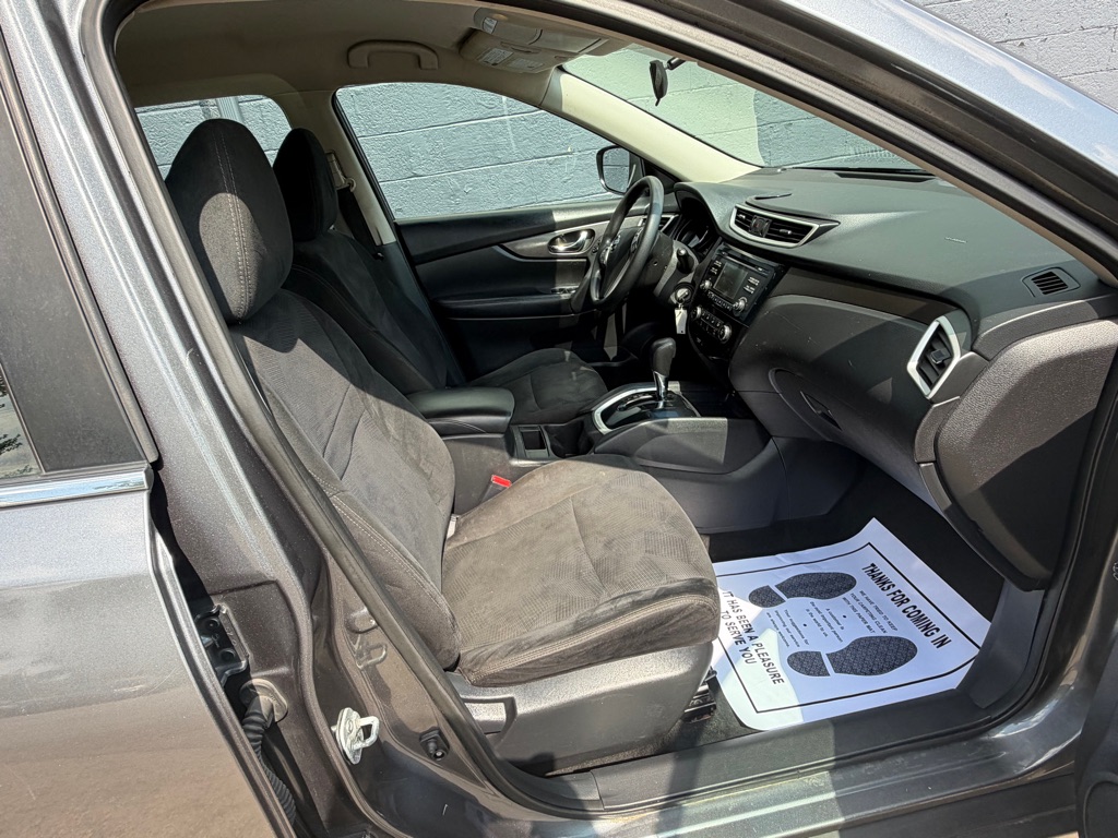Photo 8 of this NISSAN ROGUE