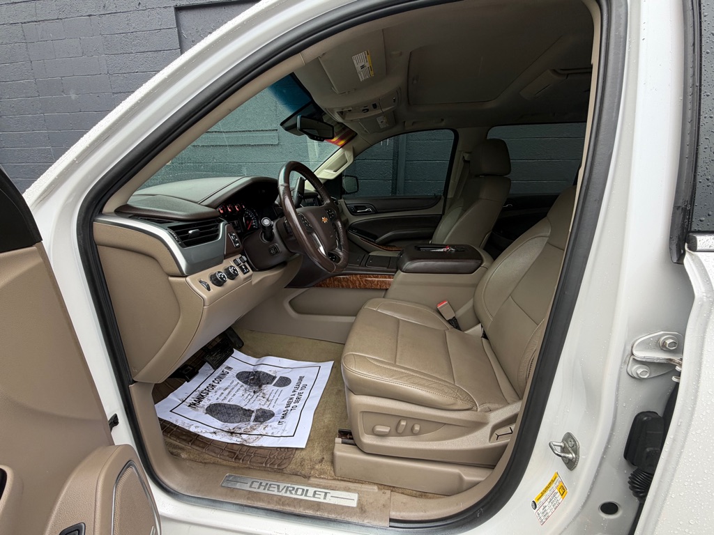 Photo 11 of this CHEVROLET SUBURBAN