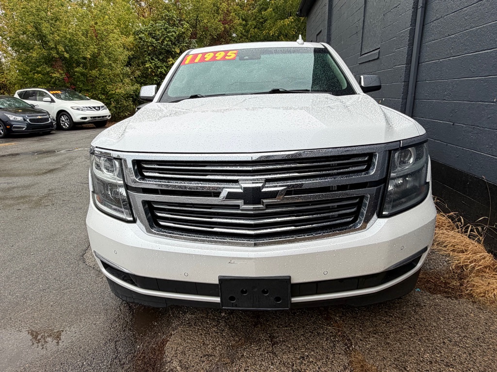 Photo 6 of this CHEVROLET SUBURBAN