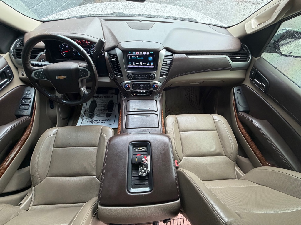 Photo 15 of this CHEVROLET SUBURBAN