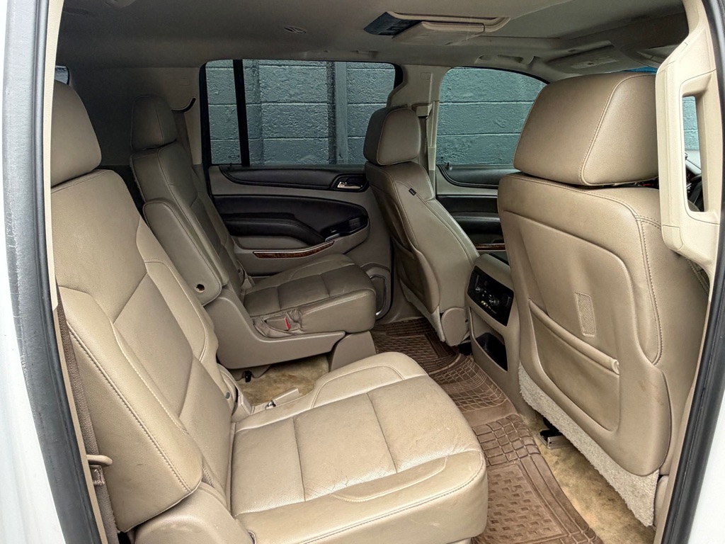 Photo 10 of this CHEVROLET SUBURBAN