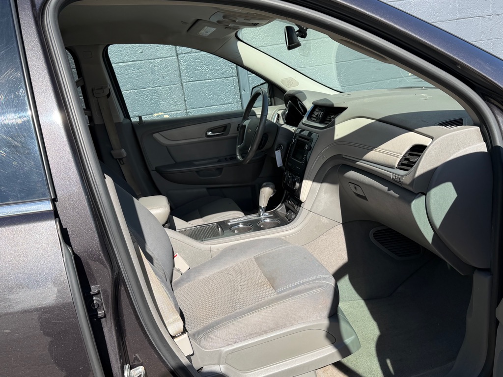 Photo 10 of this CHEVROLET TRAVERSE