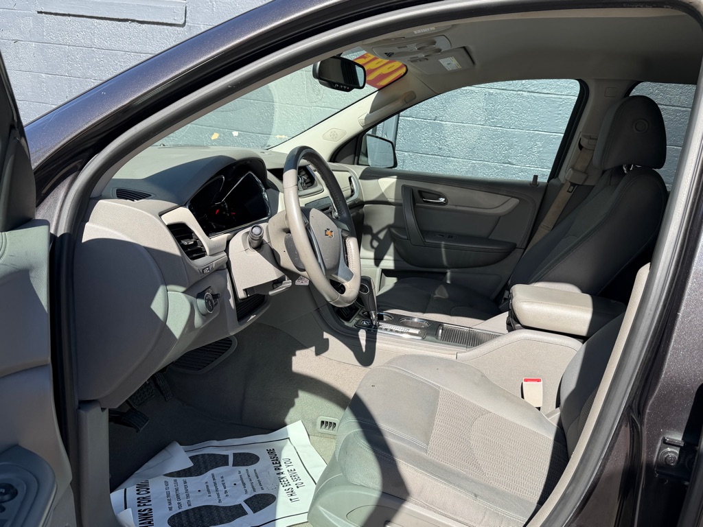 Photo 8 of this CHEVROLET TRAVERSE