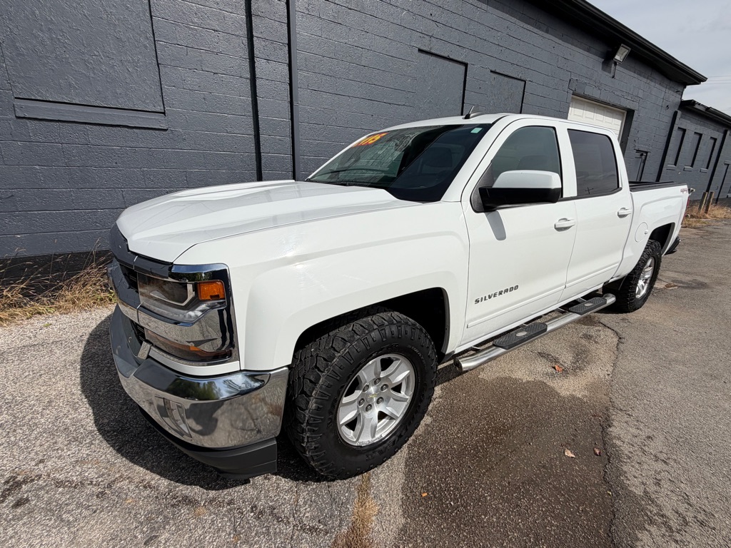 Photo 2 of this CHEVROLET SILVERADO 1500