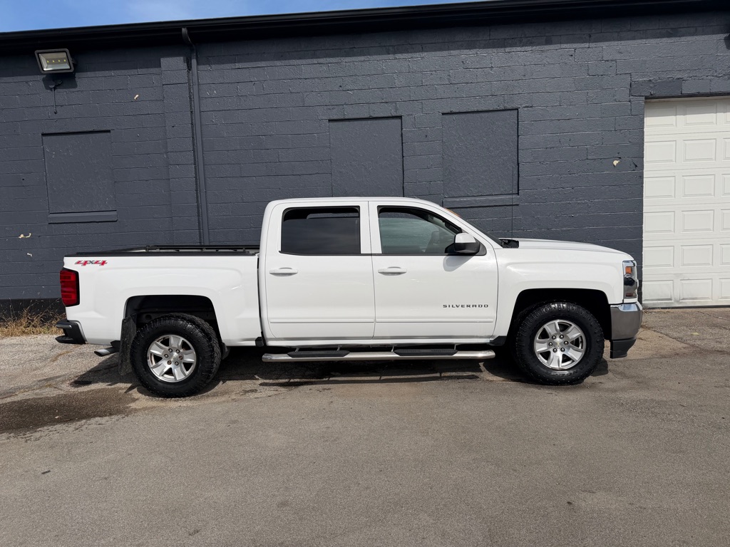 Photo 3 of this CHEVROLET SILVERADO 1500