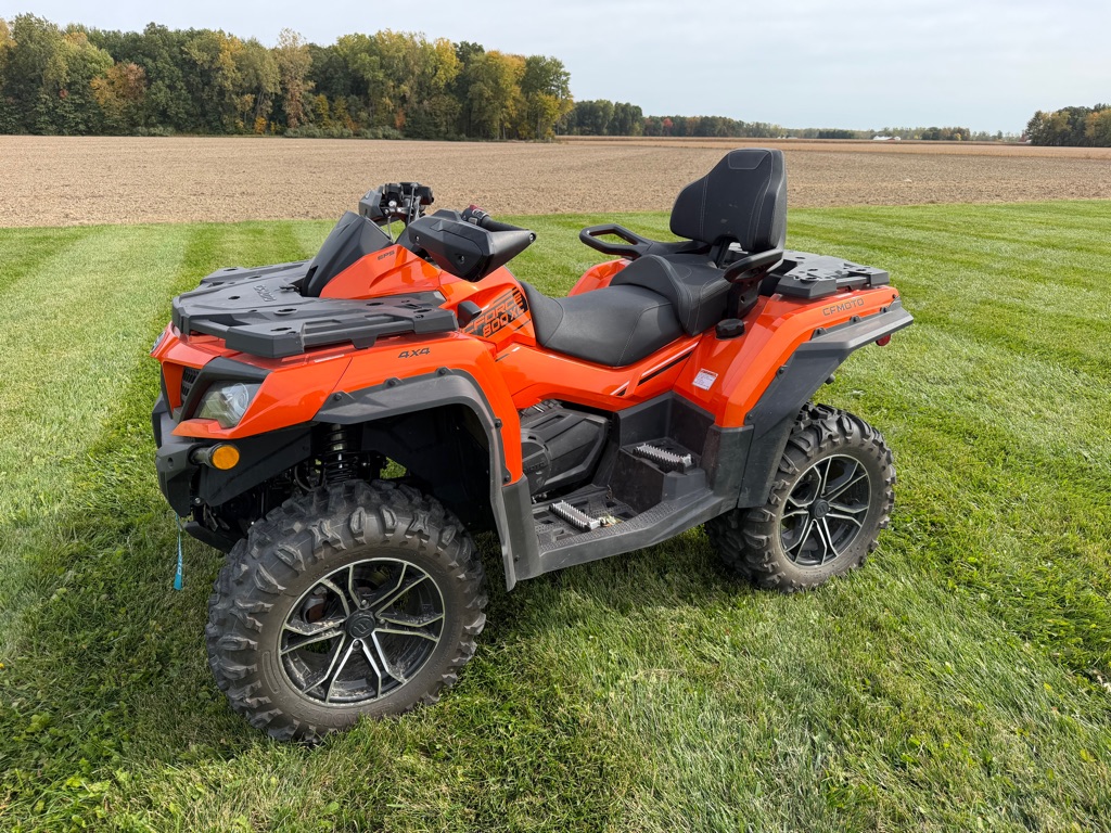 Photo 4 of this CFMOTO CFOURCE 800