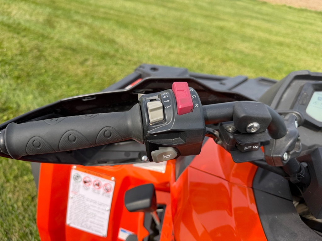 Photo 9 of this CFMOTO CFOURCE 800