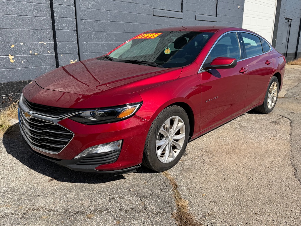 Photo 2 of this CHEVROLET MALIBU