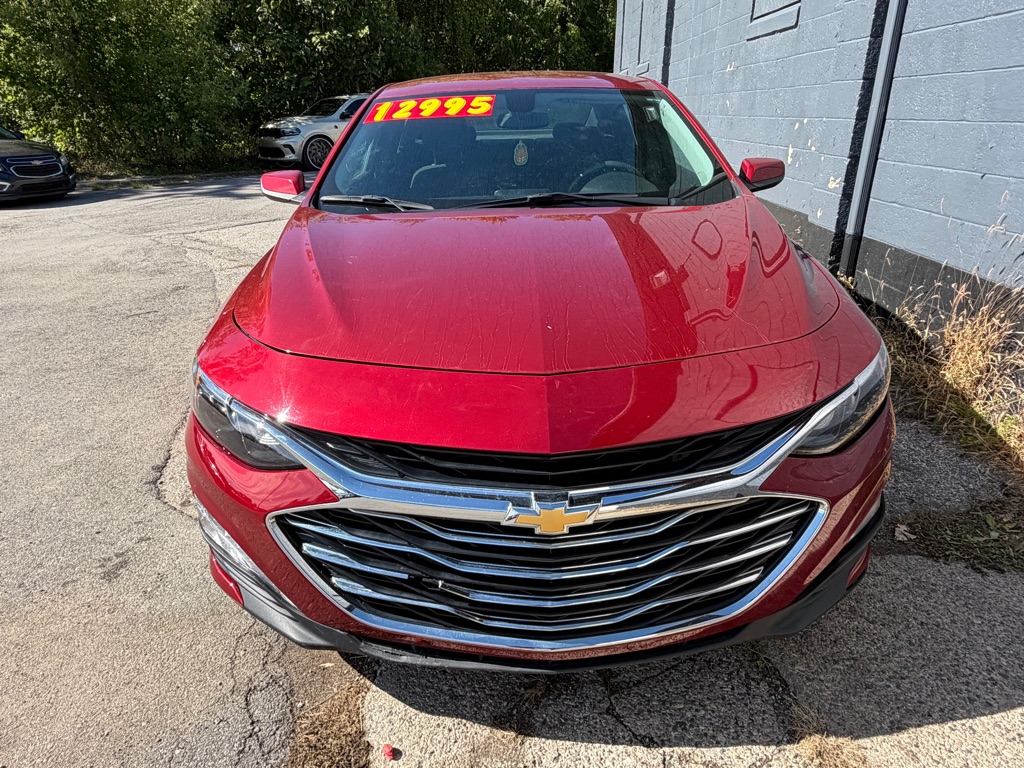 Photo 13 of this CHEVROLET MALIBU