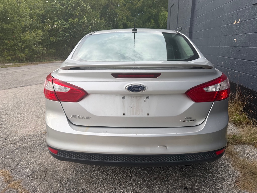 Photo 7 of this FORD FOCUS