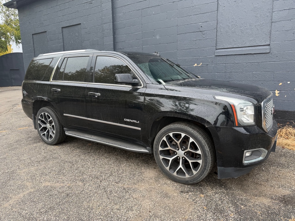 2016 GMC YUKON