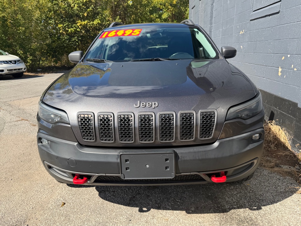 Photo 18 of this JEEP CHEROKEE