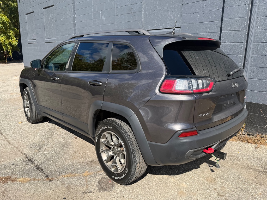 Photo 7 of this JEEP CHEROKEE