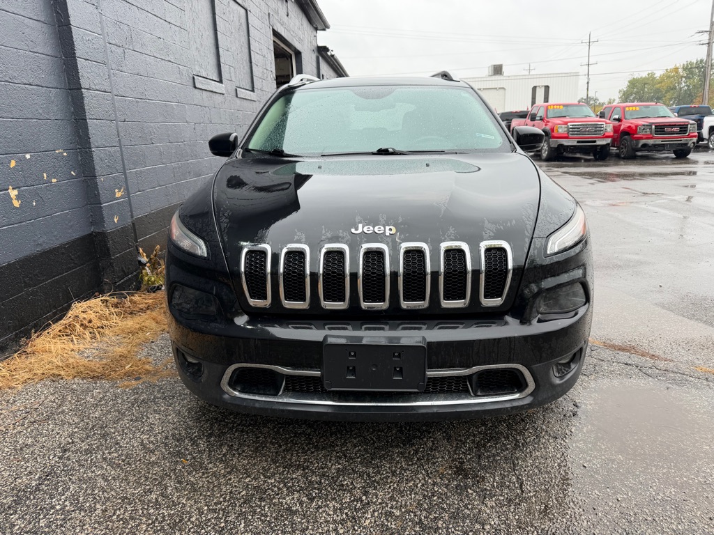 Photo 9 of this JEEP CHEROKEE