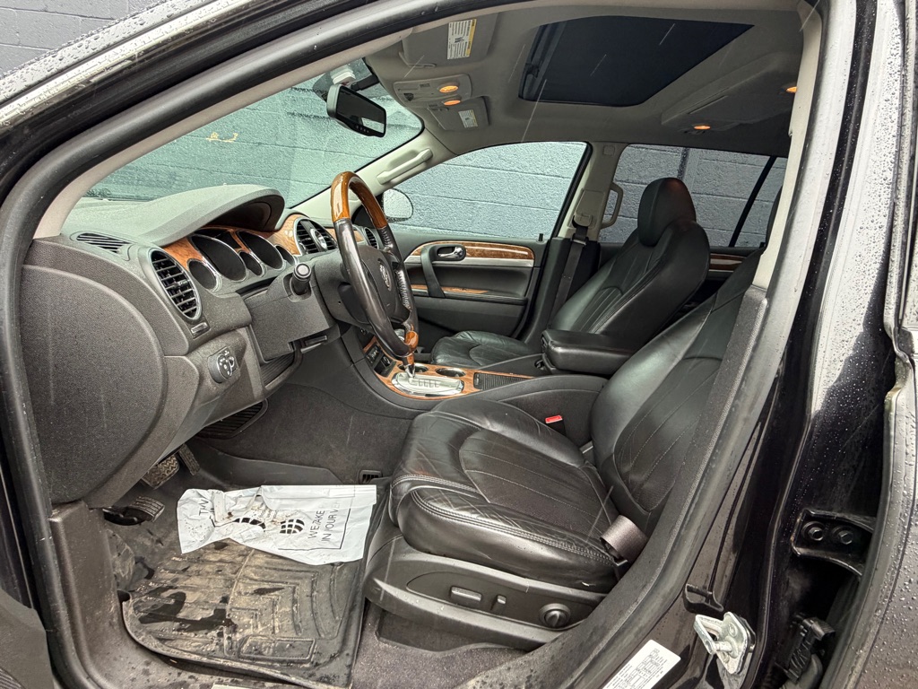 Photo 10 of this BUICK ENCLAVE
