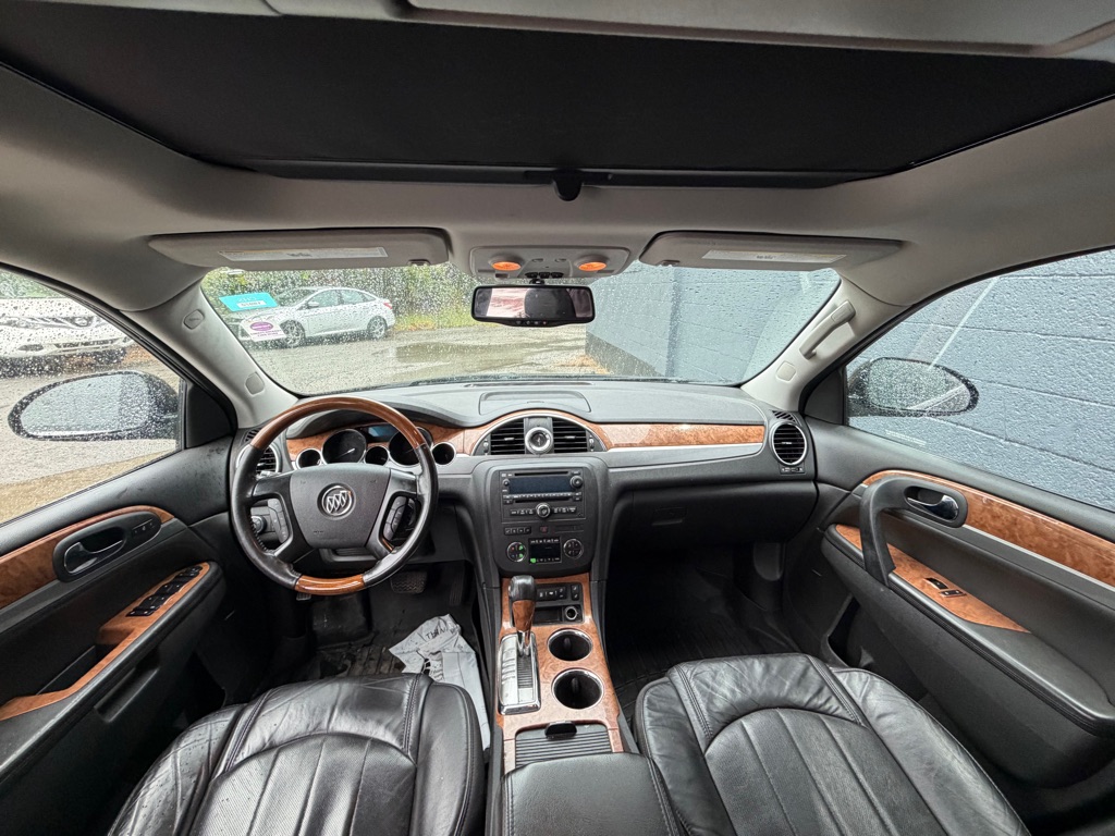 Photo 15 of this BUICK ENCLAVE