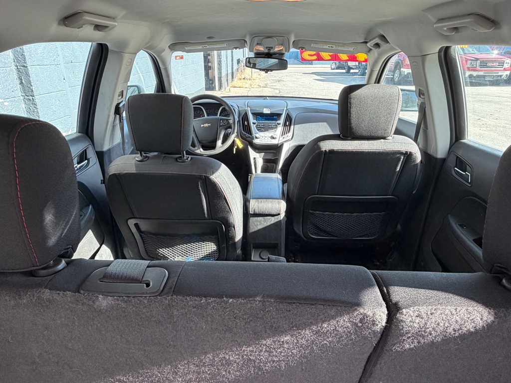 Photo 14 of this CHEVROLET EQUINOX