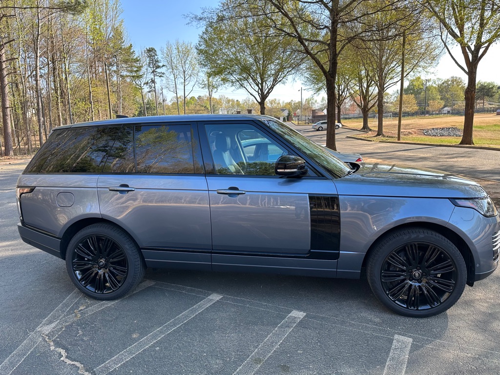 Photo 4 of this LAND ROVER RANGE ROVER