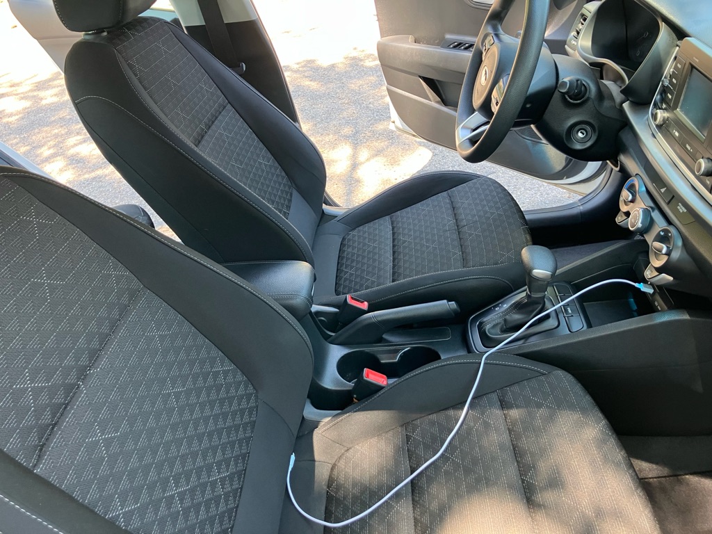 Photo 11 of this KIA RIO