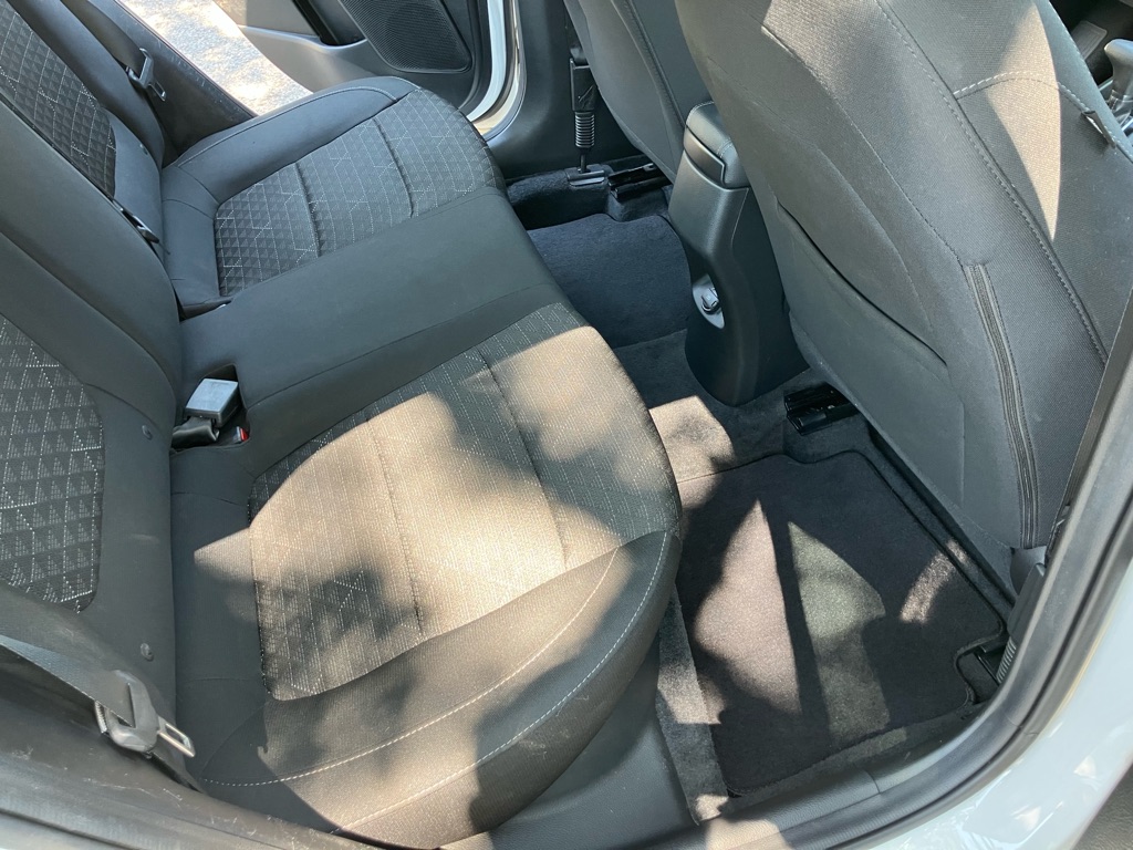 Photo 13 of this KIA RIO
